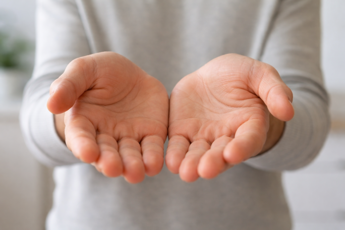 Palme cu semne evidente ce pot indica probleme la inimă – observații pentru sănătate