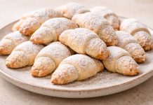 cornulețe de post fragede cu nucă, rețetă tradițională