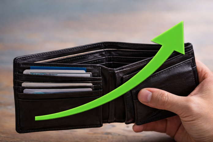 creșterea salariului minim pentru angajații din România