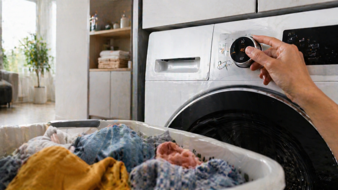 Mașină de spălat setată la 40 de grade