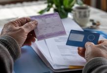 Pensionarii care nu mai plătesc CASS chiar dacă au pensii peste 3.000 de lei. Condiția pe care trebuie să o îndeplinească Pensionari care pot fi scutiți de plata CASS pentru pensii peste 3000 de lei