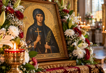 Alimentul despre care se spune că aduce ghinion pe 14 octombrie, de Sfânta Parascheva Icoană a Sfintei Parascheva, flori și lumânare, cu text despre credința populară legată de un aliment evitat pe 14 octombrie
